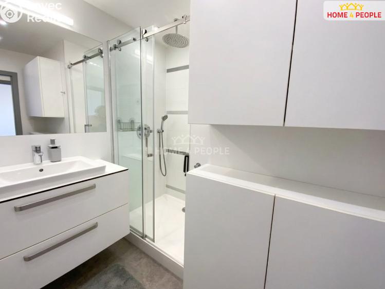 Rent apartment 3+1 Praha 12, Zárubova č. 24