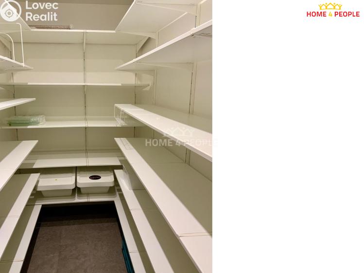 Rent apartment 3+1 Praha 12, Zárubova č. 41