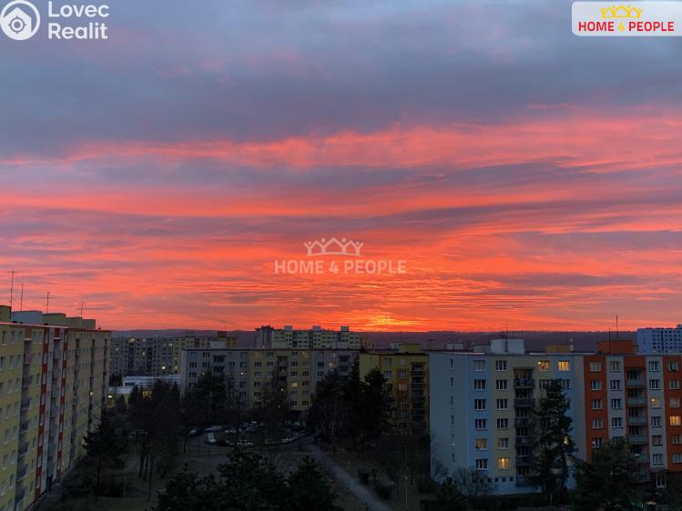 Rent apartment 3+1 Praha 12, Zárubova č. 49