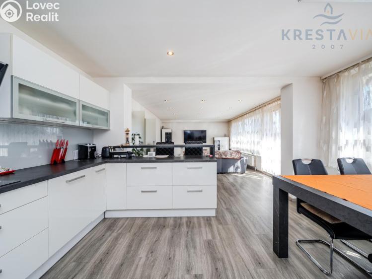 Prodej rodinného domu Paskov, Nádražní č. 5