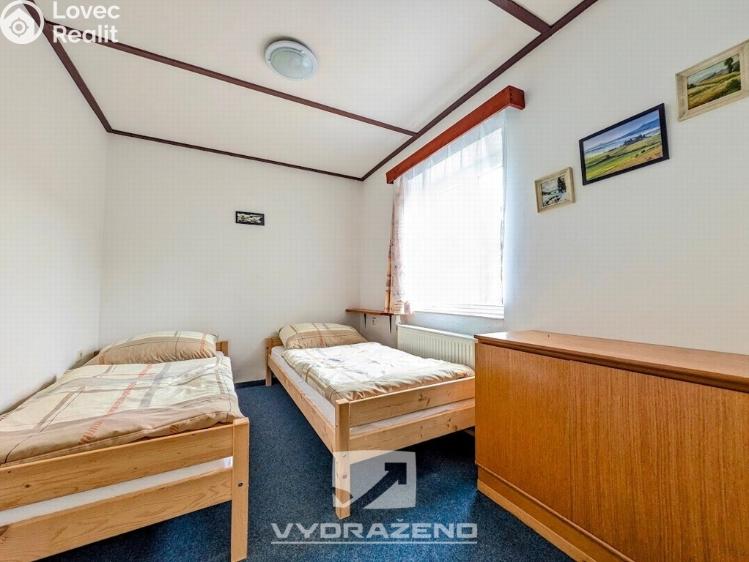 Sale hotel Dolní Dvůr č. 9