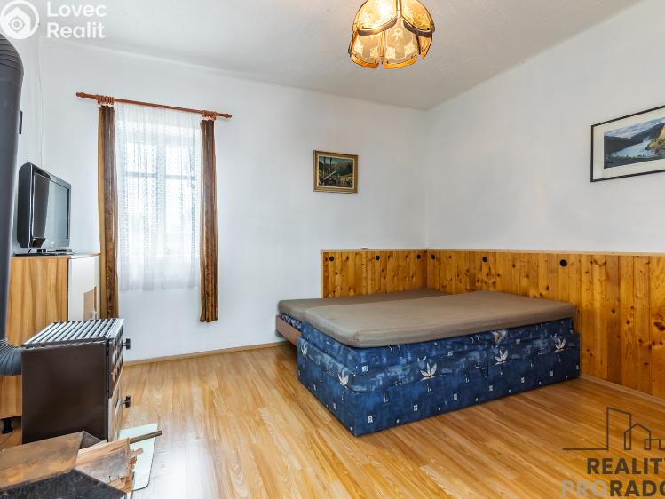 Prodej rodinného domu Malé Žernoseky, Labská 229 č. 8