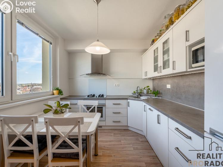 Prodej bytu 3+1 Hustopeče, Masarykovo nám. č. 1