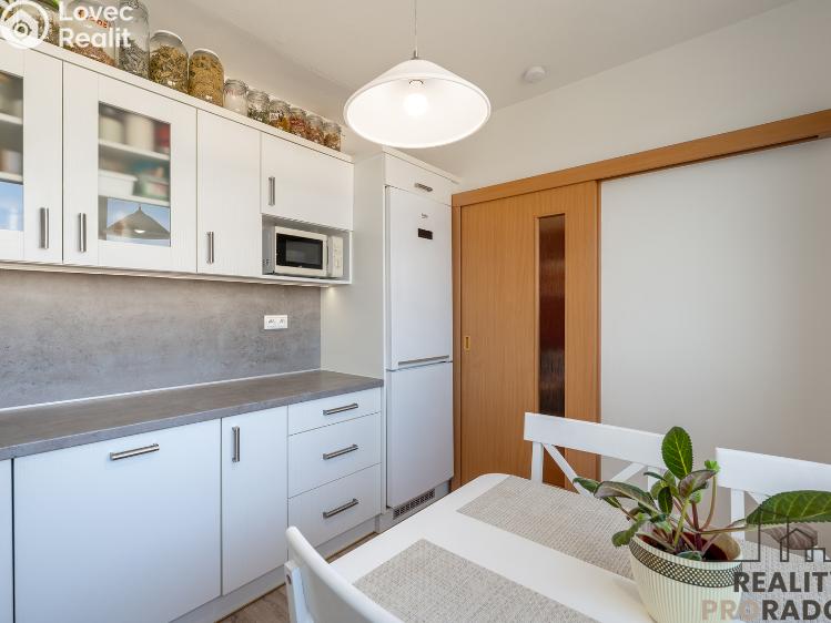 Prodej bytu 3+1 Hustopeče, Masarykovo nám. č. 2