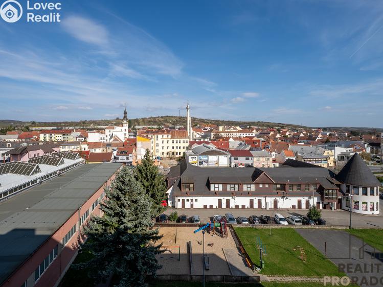Prodej bytu 3+1 Hustopeče, Masarykovo nám. č. 3