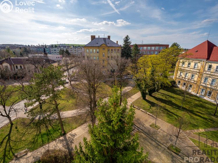 Prodej bytu 3+1 Hustopeče, Masarykovo nám. č. 9