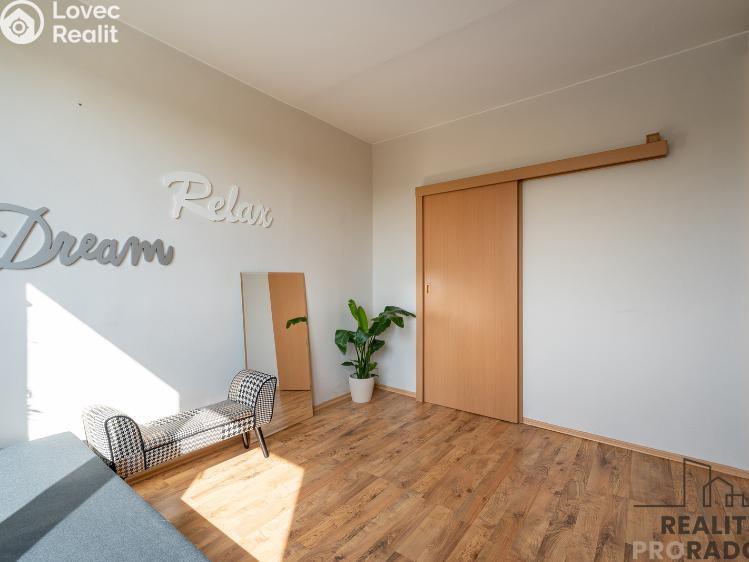 Prodej bytu 3+1 Hustopeče, Masarykovo nám. č. 11