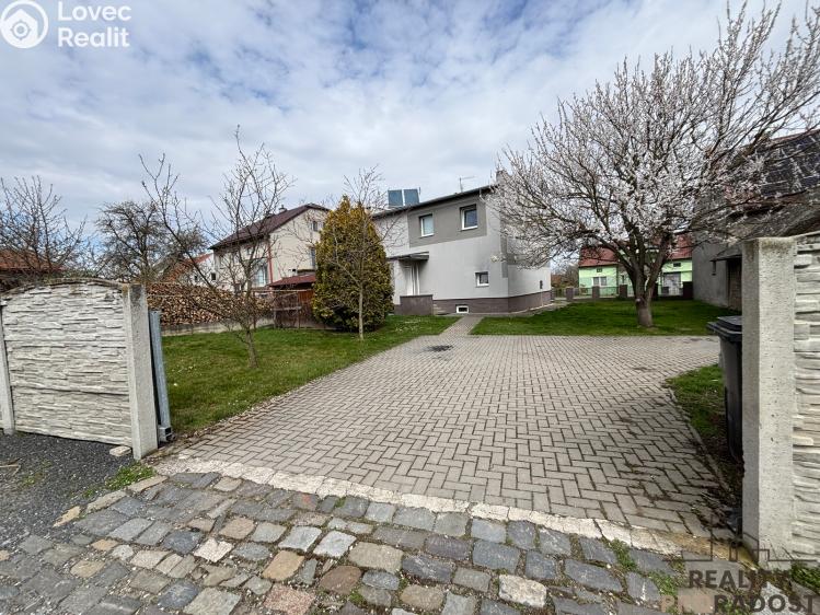 Prodej rodinného domu Uhřičice č. 10