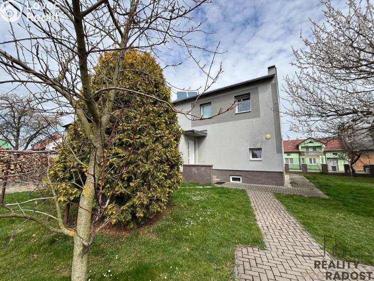 Prodej rodinného domu Uhřičice č. 26