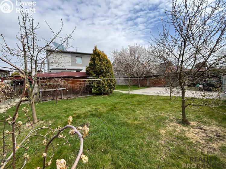 Prodej rodinného domu Uhřičice č. 27