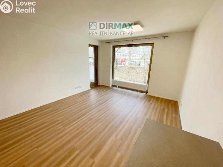 Pronájem bytu 2+KK Plzeň, Modřínová 2436/2 č. 10