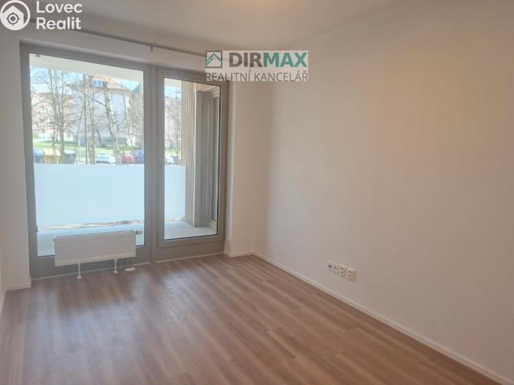 Pronájem bytu 2+KK Plzeň, Modřínová 2436/2 č. 12