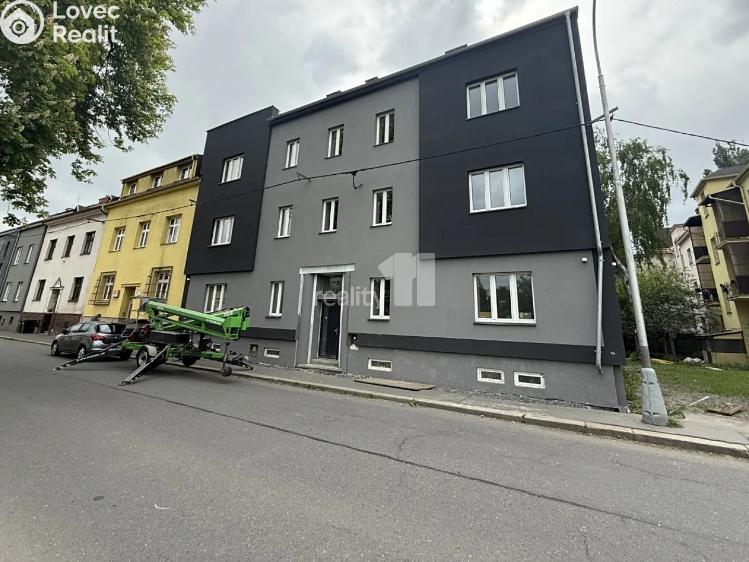 Sale apartment building Ostrava, Palackého č. 13
