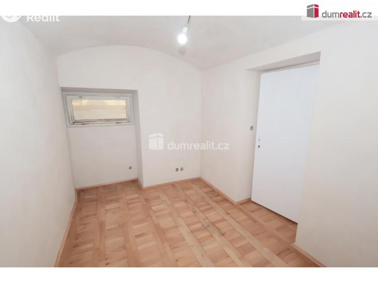 Оренда офісного приміщення Praha 1, Školská č. 24