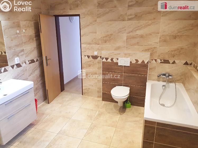 Prodej rodinného domu Dolní Bousov, Nádražní 290 č. 8