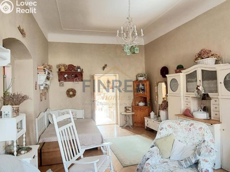 Prodej rodinného domu Kadaň, Žatecká 95 č. 25