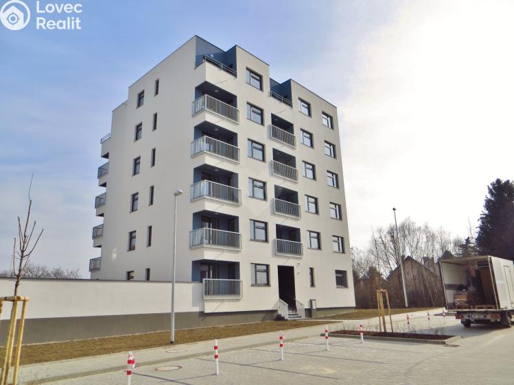 Pronájem bytu 1+KK Praha, Oty Bubeníčka č. 16