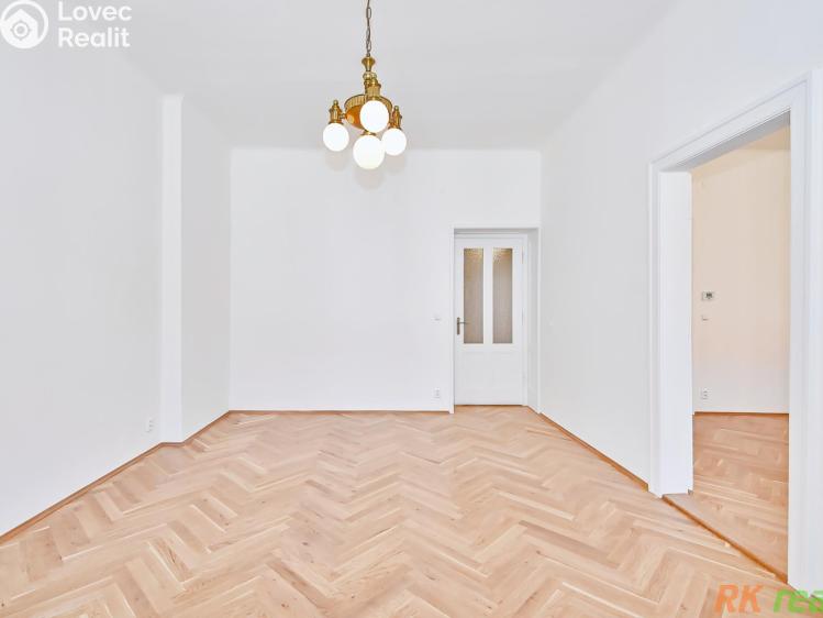 Pronájem bytu 3+1 Praha, Karmelitská č. 5