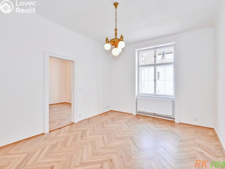 Pronájem bytu 3+1 Praha, Karmelitská č. 6