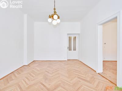 Pronájem bytu 3+1 Praha, Karmelitská č. 5