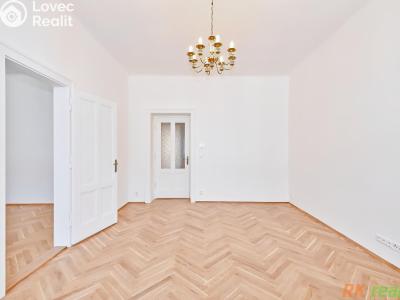 Оренда квартири 3+1 Praha, Karmelitská č. 7