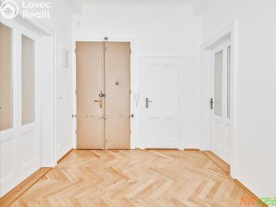 Оренда квартири 3+1 Praha, Karmelitská č. 21