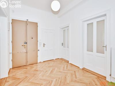 Оренда квартири 3+1 Praha, Karmelitská č. 22