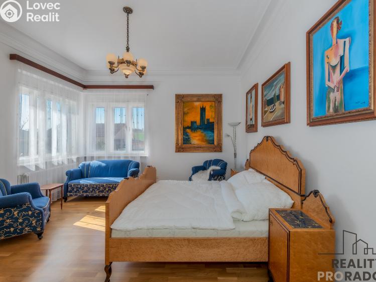 Sale hotel Šumná č. 9