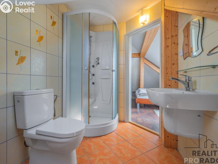 Sale hotel Šumná č. 25