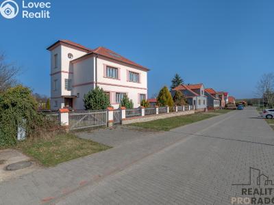 Sale hotel Šumná č. 1