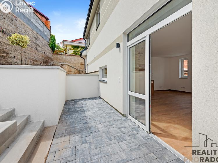 Pronájem rodinného domu Kralupy nad Vltavou, Purkyňovo nám. 250 č. 11