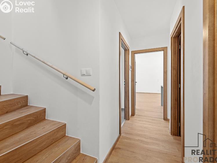 Pronájem rodinného domu Kralupy nad Vltavou, Purkyňovo nám. 250 č. 12