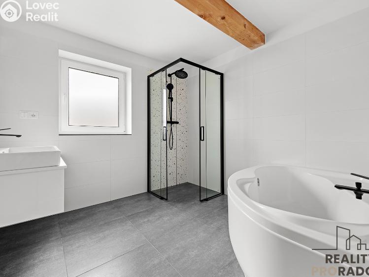 Pronájem rodinného domu Kralupy nad Vltavou, Purkyňovo nám. 250 č. 22