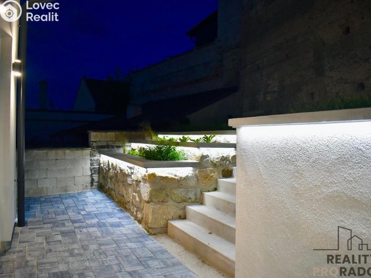 Pronájem rodinného domu Kralupy nad Vltavou, Purkyňovo nám. 250 č. 28