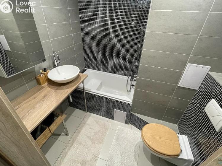 Продаж квартири 2+KK Praha, Makovského č. 5