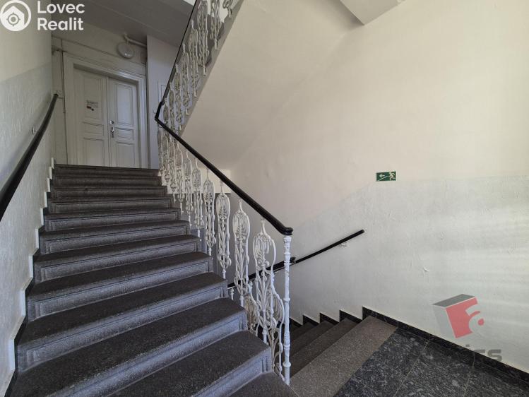 Pronájem atypického bytu Praha, Sinkulova 354/83 č. 13