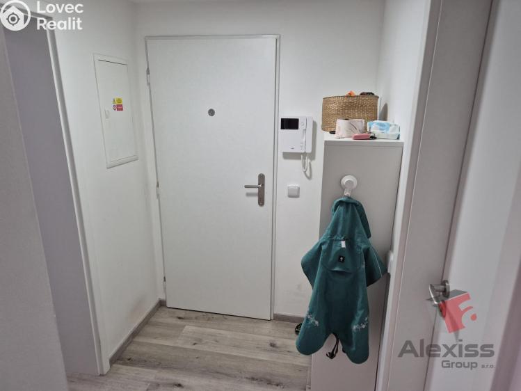 Pronájem atypického bytu Praha, Sinkulova 354/83 č. 17
