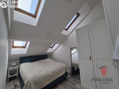 Pronájem atypického bytu Praha, Sinkulova č. 1