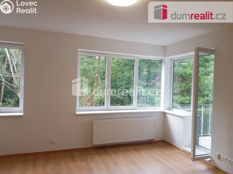 Аренда квартиры 2+KK Milovice, Zátopkova č. 7