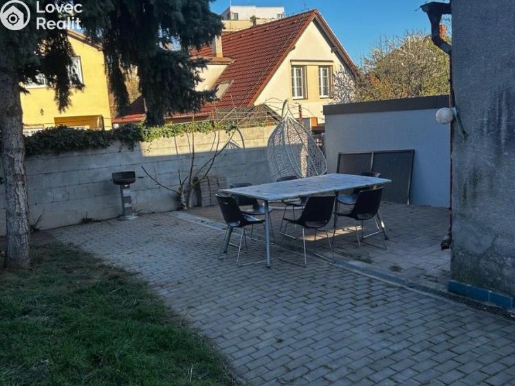 Pronájem garáže Praha, Na Jarově 2070/36 č. 1