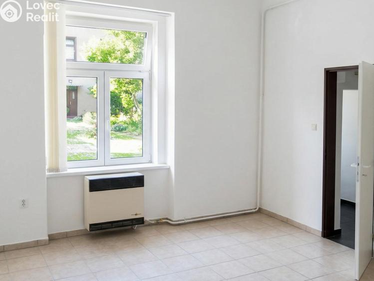 Оренда офісного приміщення Teplice, Štúrova 842/61 č. 4