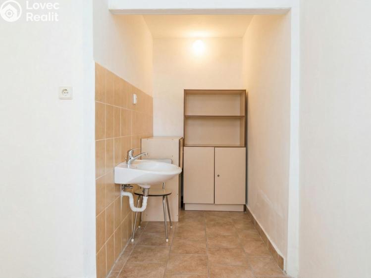 Оренда офісного приміщення Teplice, Štúrova 842/61 č. 10