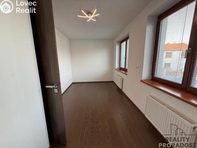 Pronájem bytu 2+KK Praha, Žalanského č. 5