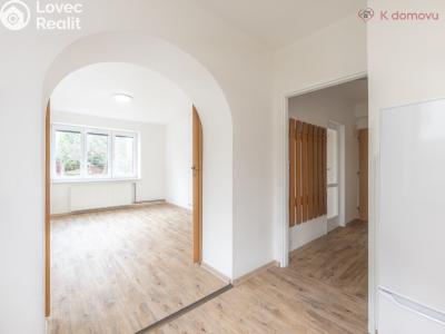 Аренда квартиры 2+1 Zlín, Prlovská č. 3