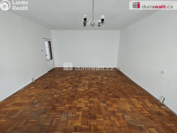 Rent apartment 2+1 Děčín, Kladenská č. 8