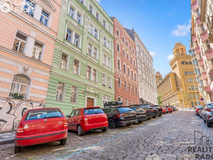 Pronájem bytu 2+KK Praha, Víta Nejedlého 1006/6 č. 14