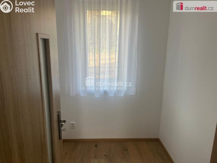 Pronájem rodinného domu Dolní Bousov, Nádražní 290 č. 8