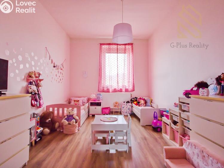 Prodej bytu 3+1 Děčín, J. z Poděbrad č. 10