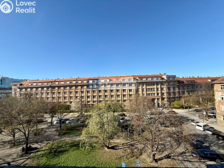 Pronájem bytu 3+KK Praha, Národní obrany č. 20