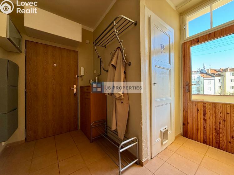 Оренда квартири 3+KK Praha, Národní obrany č. 13